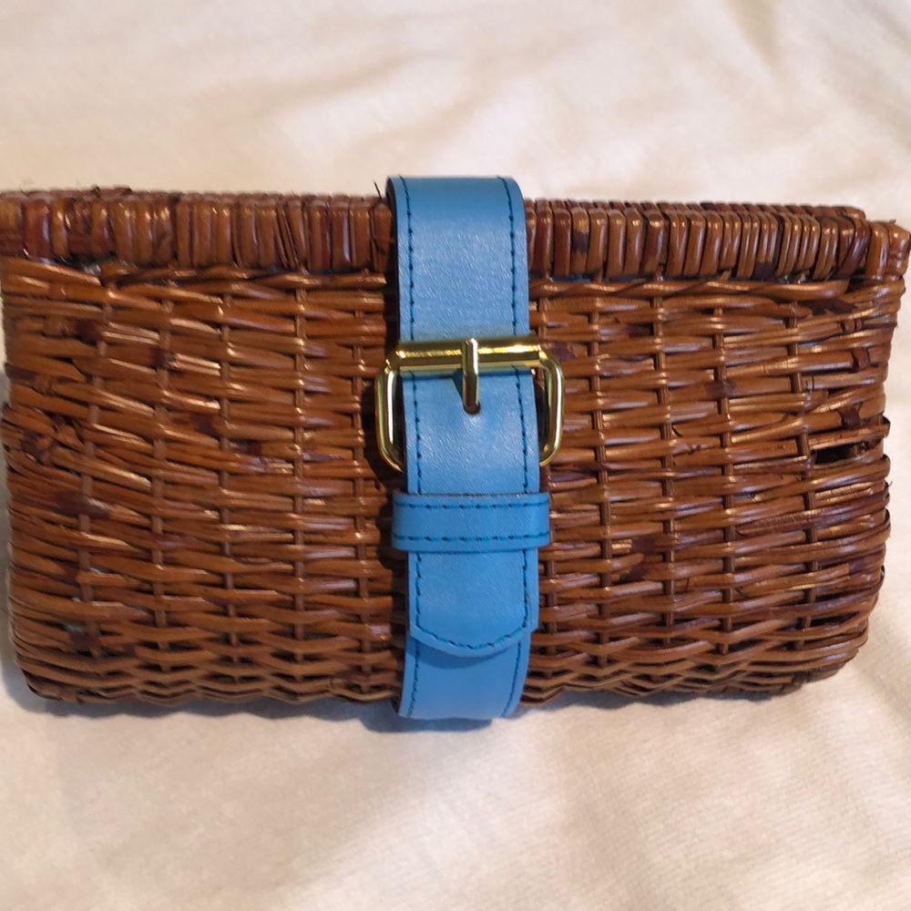 Three Islands rattan clutch EUC